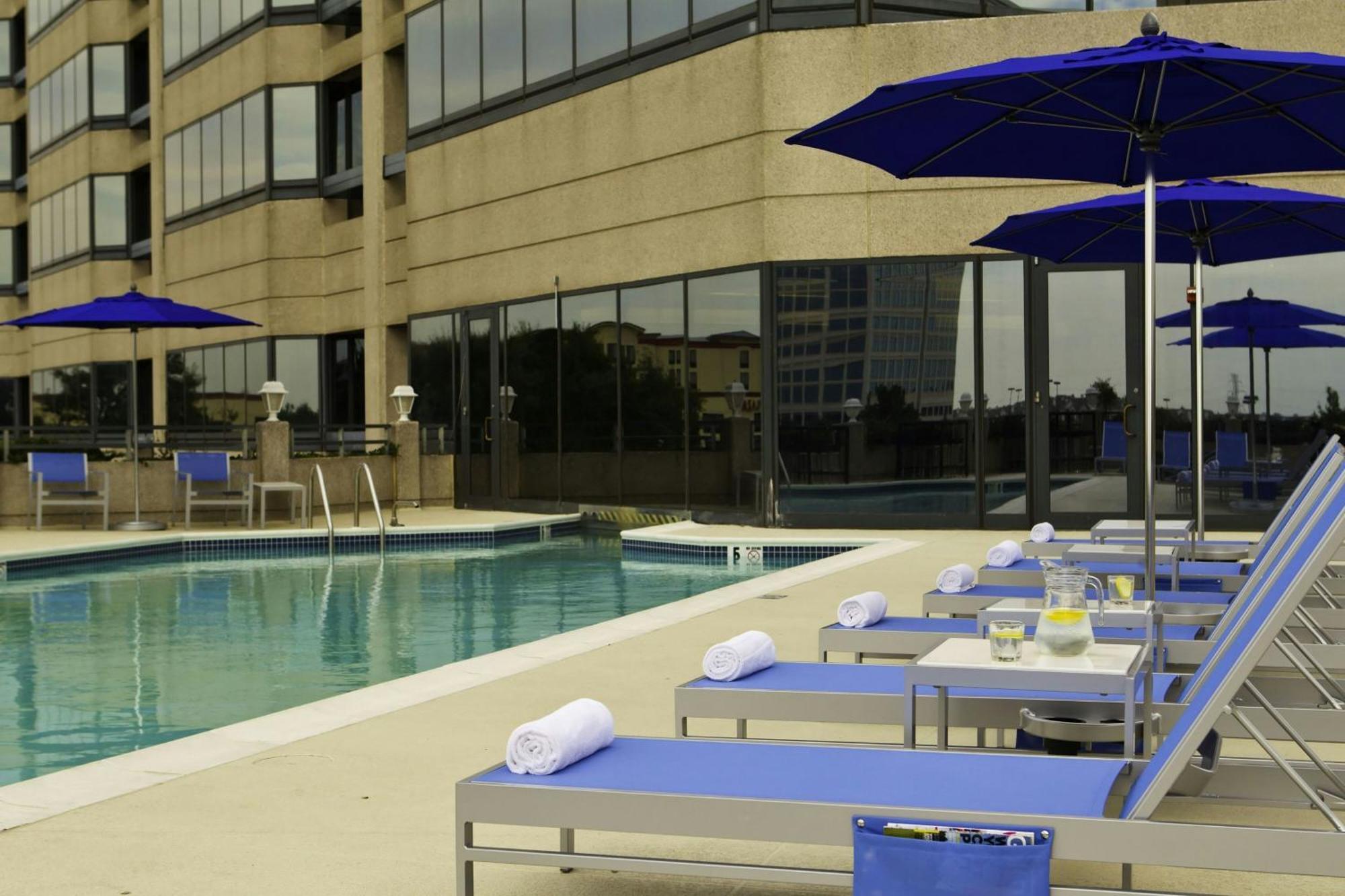 Washington Dulles Marriott Suites Herndon Exterior photo